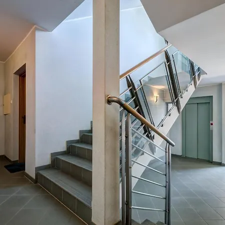 Karlikowska By Renters Apartament *